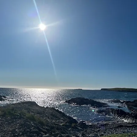 Semesterbostad Mary's Seaview Clifden